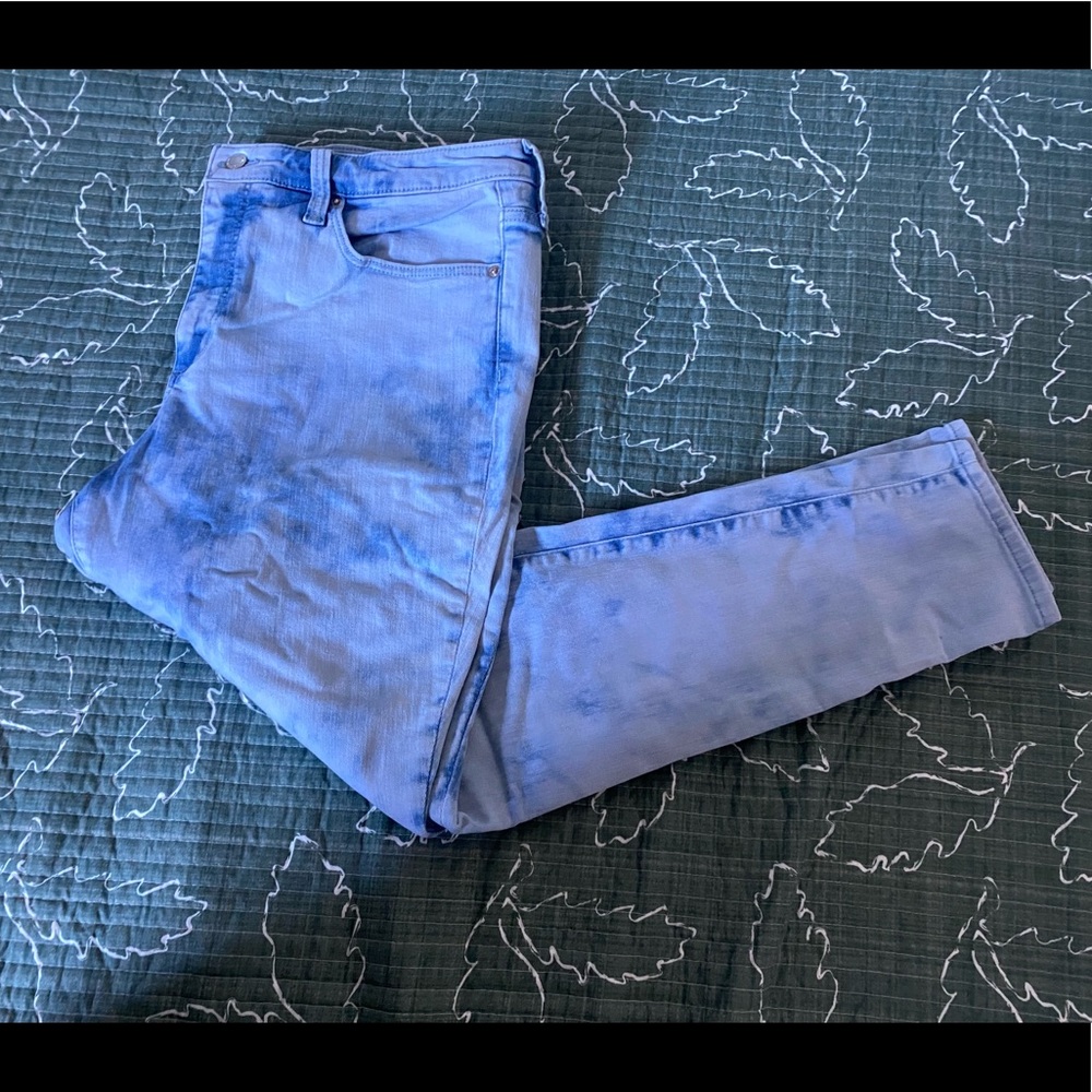 Used jeans size 16 from universal thread that are tie dye